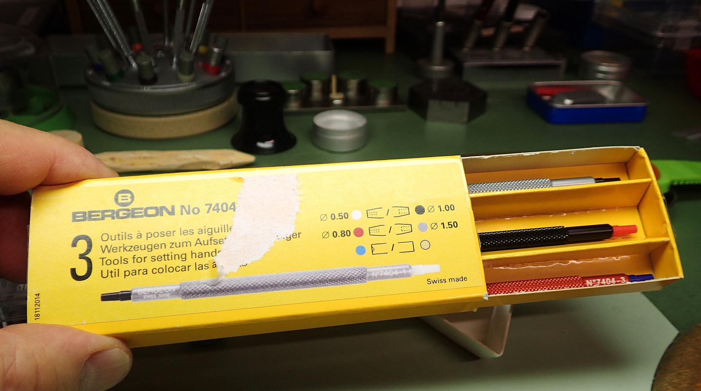 42-Outil à chasser les aiguilles.jpg